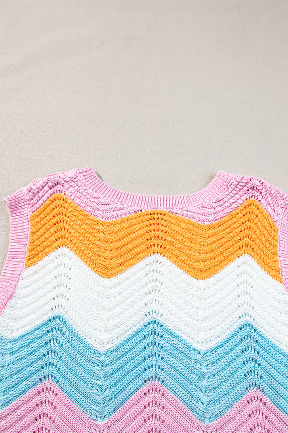 Multicolour Wavy Striped Print Textured Knit Sleeveless Sweater Top