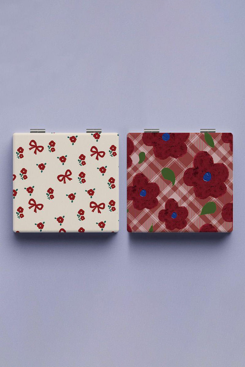 White Cute Flower Bow Printed Compact Travel Makeup Mirror