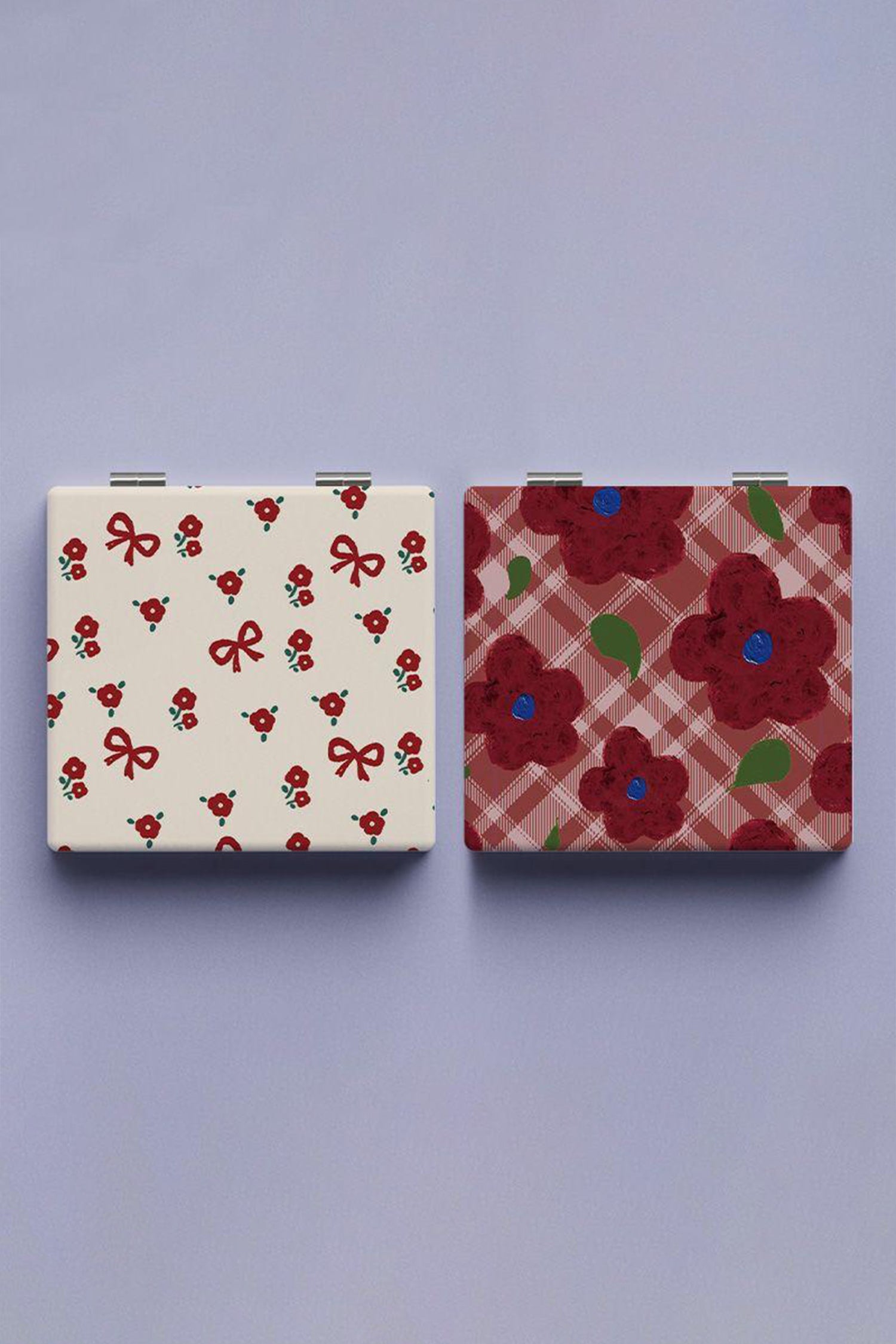 White Cute Flower Bow Printed Compact Travel Makeup Mirror