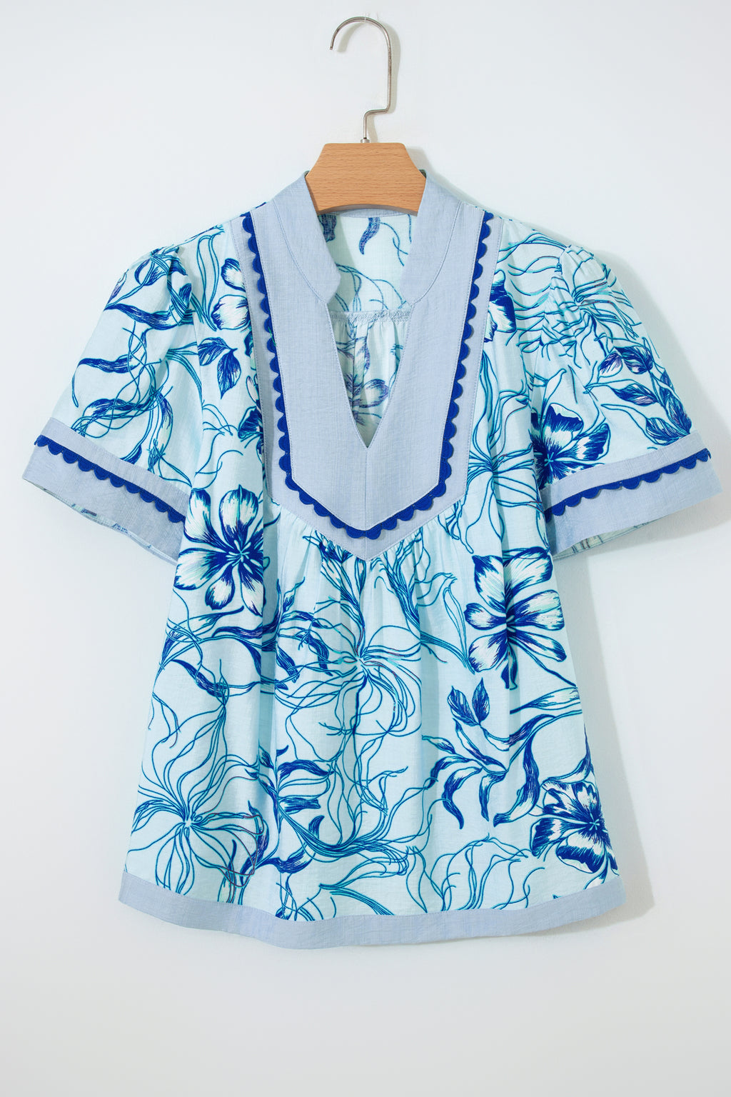 Sky Blue Plus Size Scalloped Trim Floral Short Sleeve Blouse